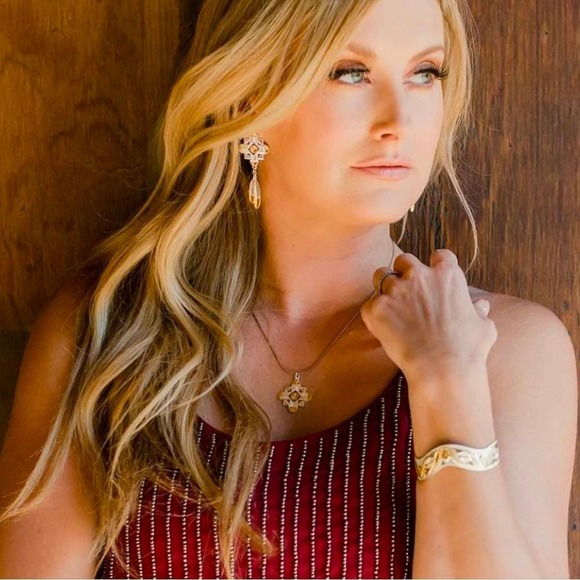 Montana Silversmiths Fine Silver Western Cross Necklace Retail $70 - NEW - Picture 4 of 9